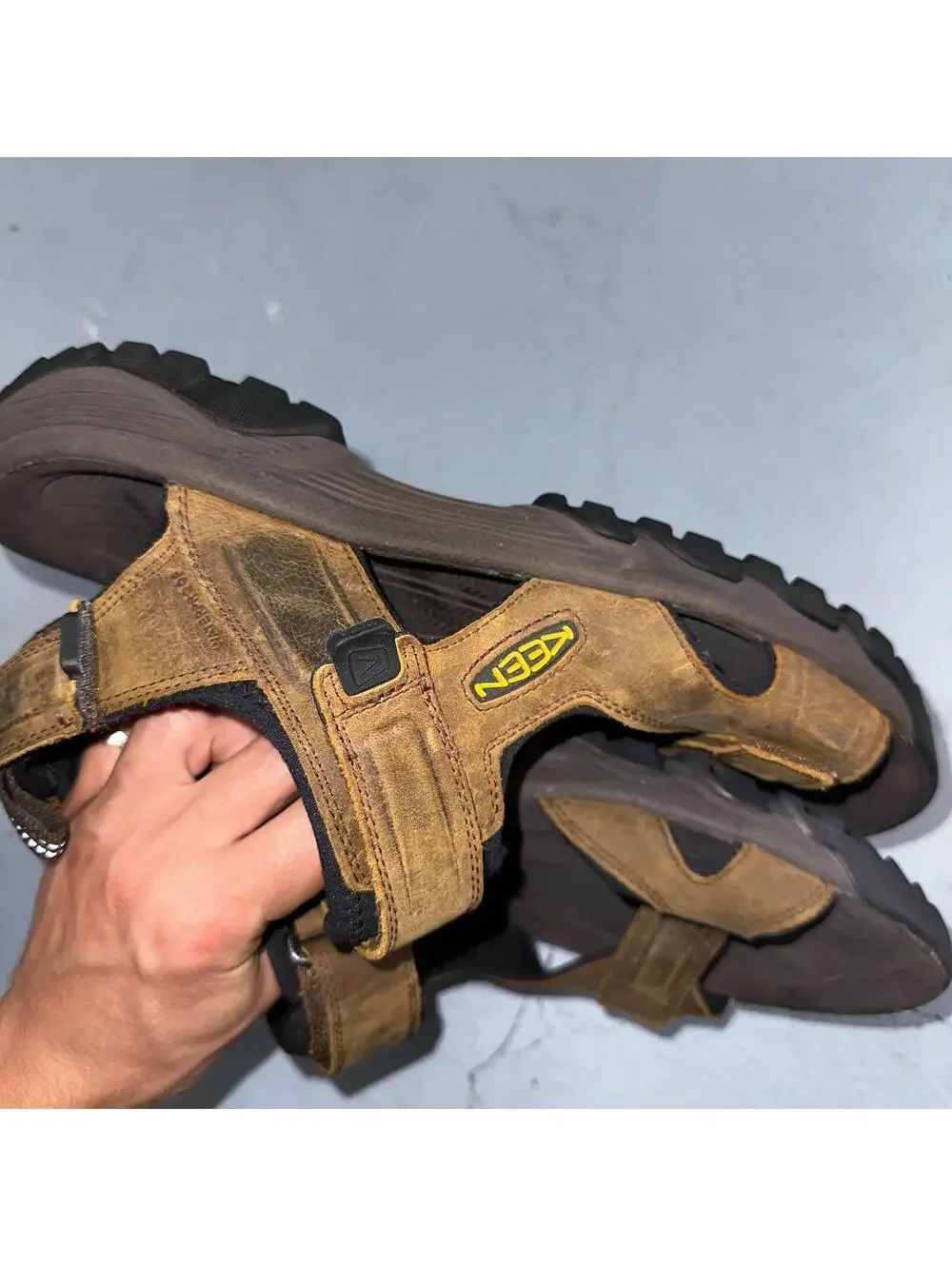 Keen US Mens Size 13 M Targhee III Open Toe Adjustable Waterproof Sandal Brown